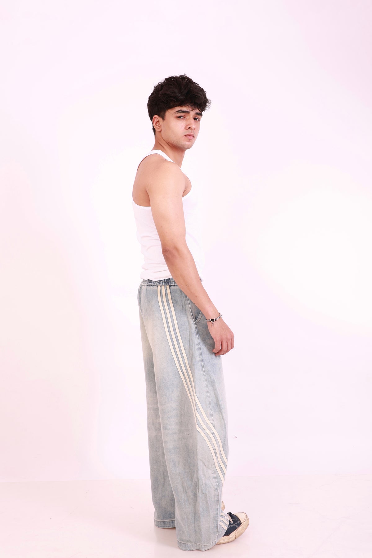 VELOCITY DENIM