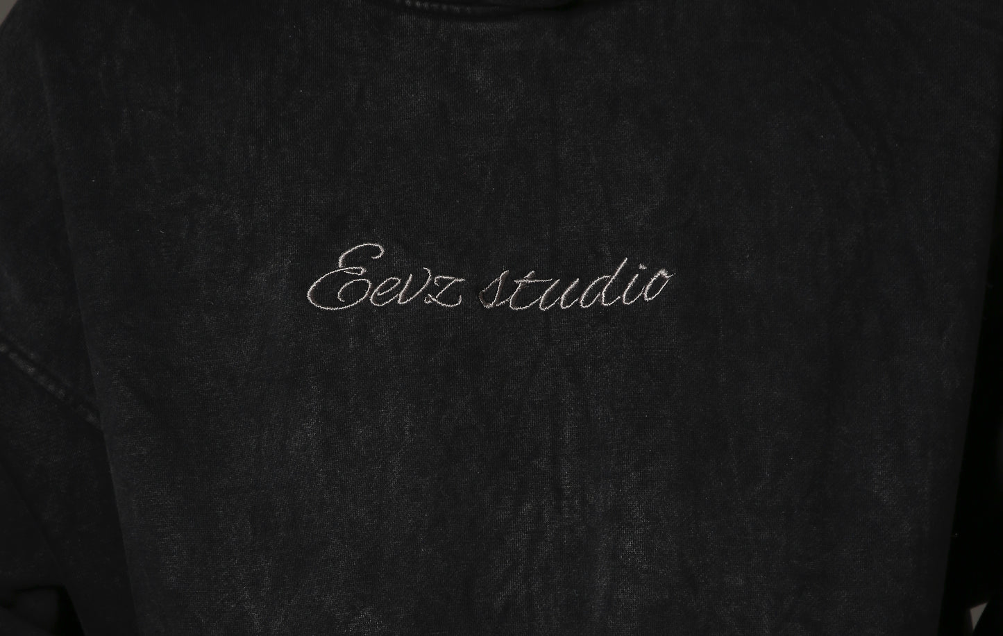 EEVZ STUDIO HOODIE