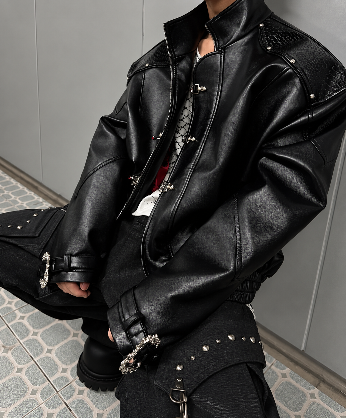 HELL'S JACKET