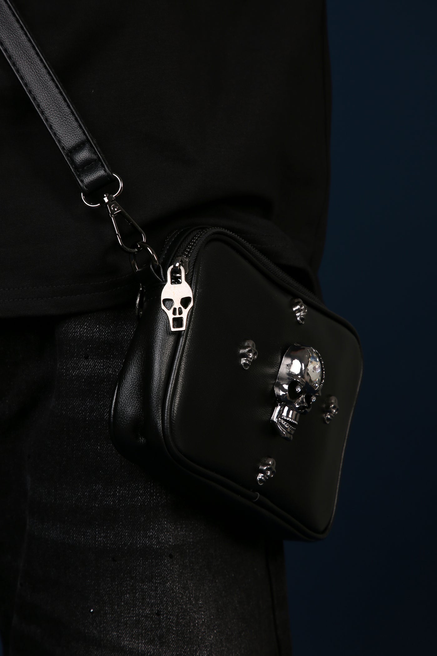 BLACKOUT SKULL