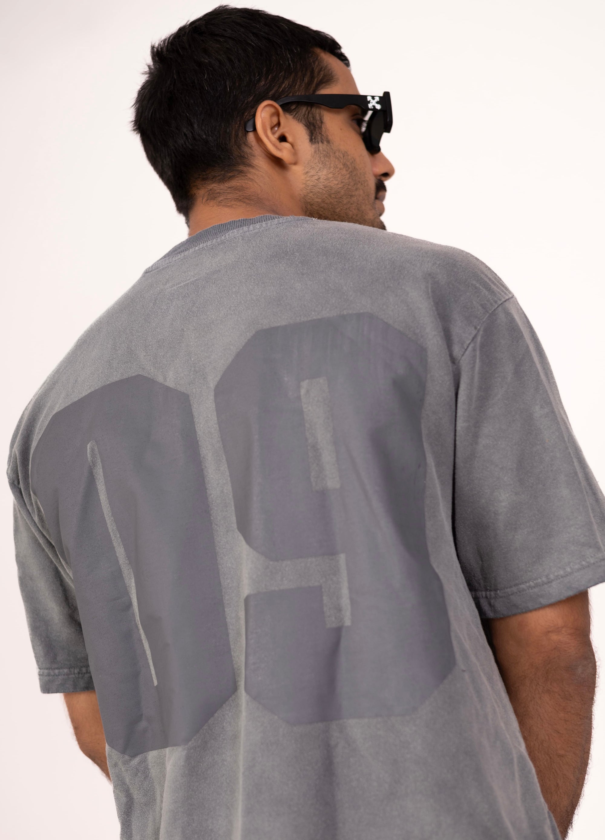 GREY JERSEY