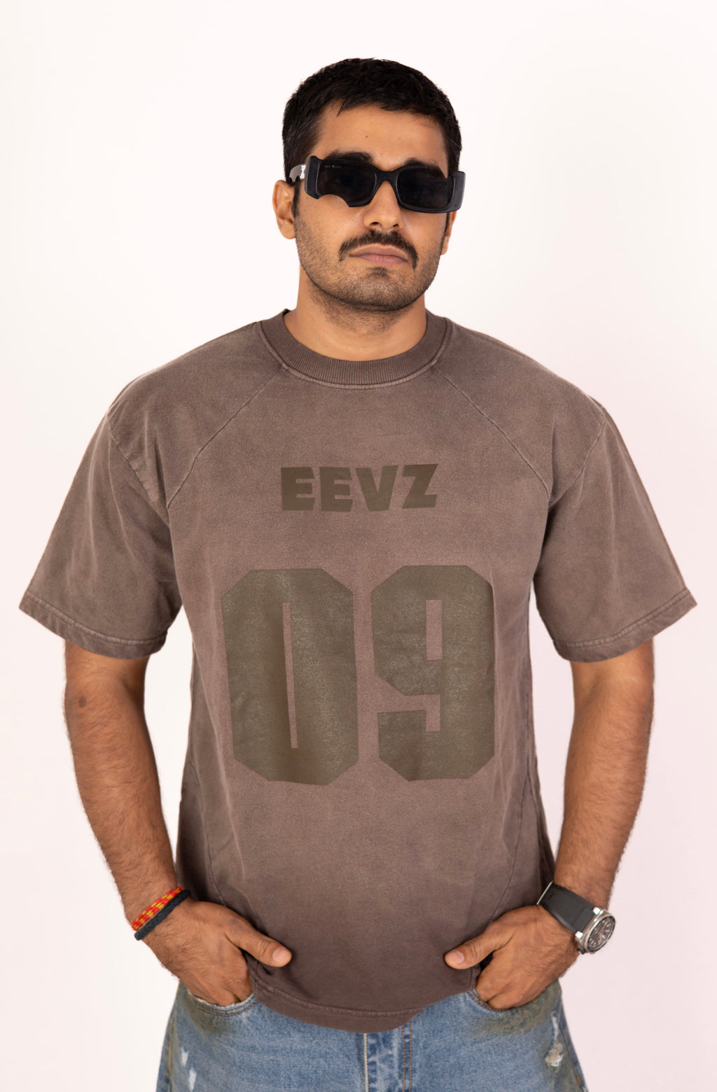 BROWN JERSEY