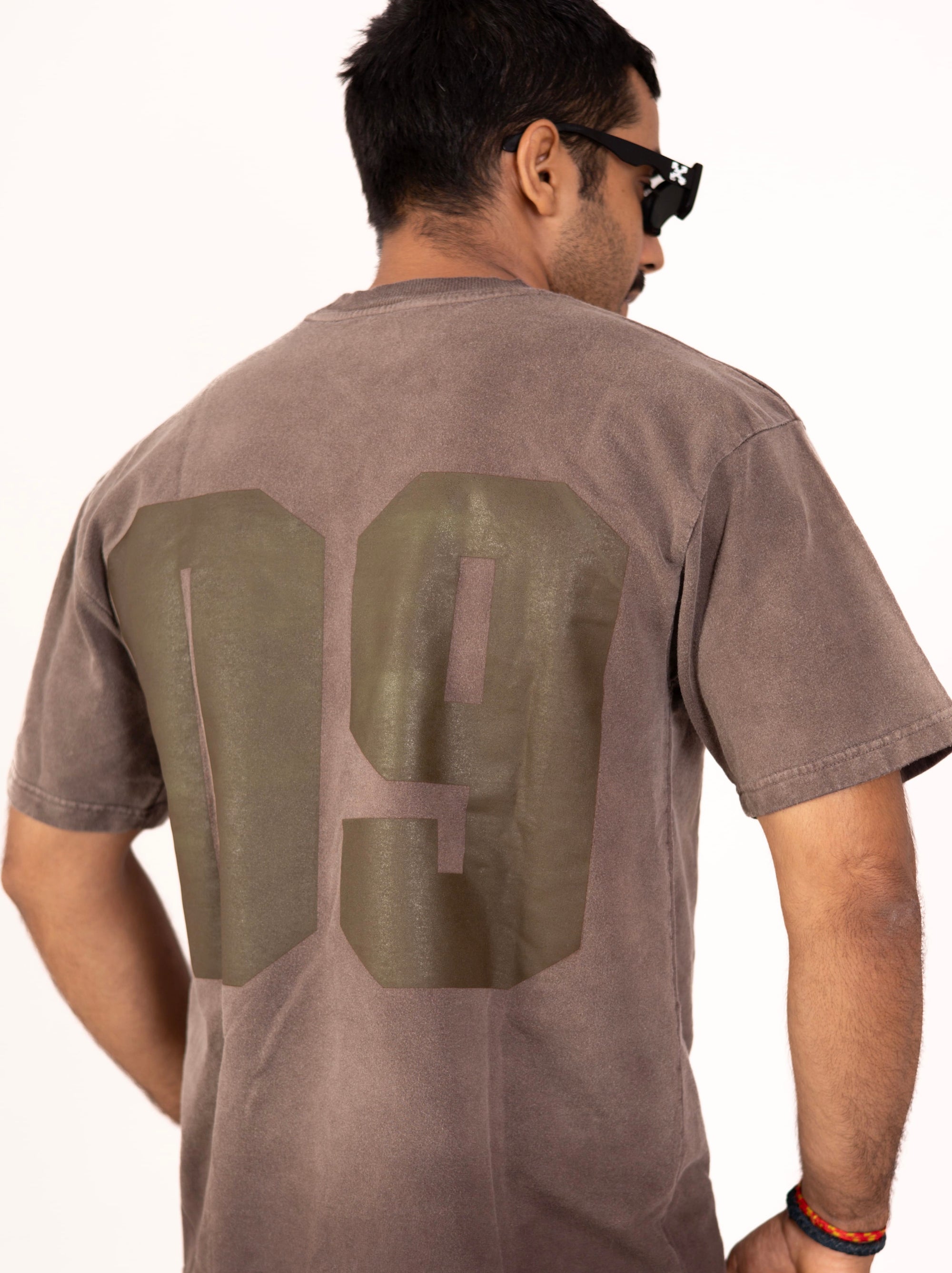 BROWN JERSEY